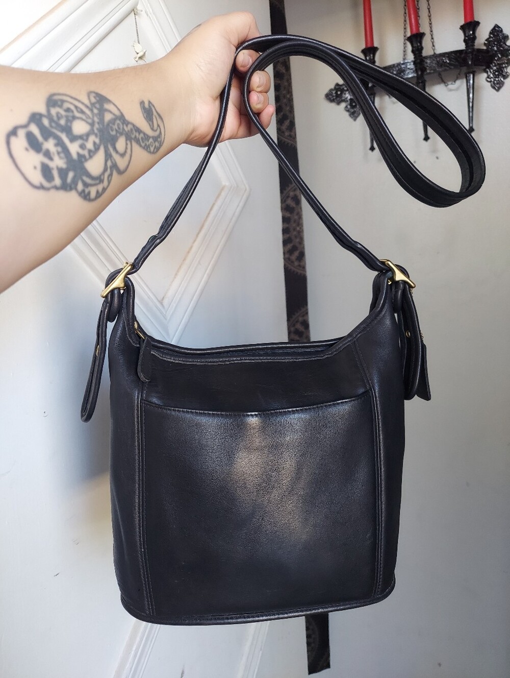 Vintage Coach Black Medium Slim Duffle 9816 🖤🥀